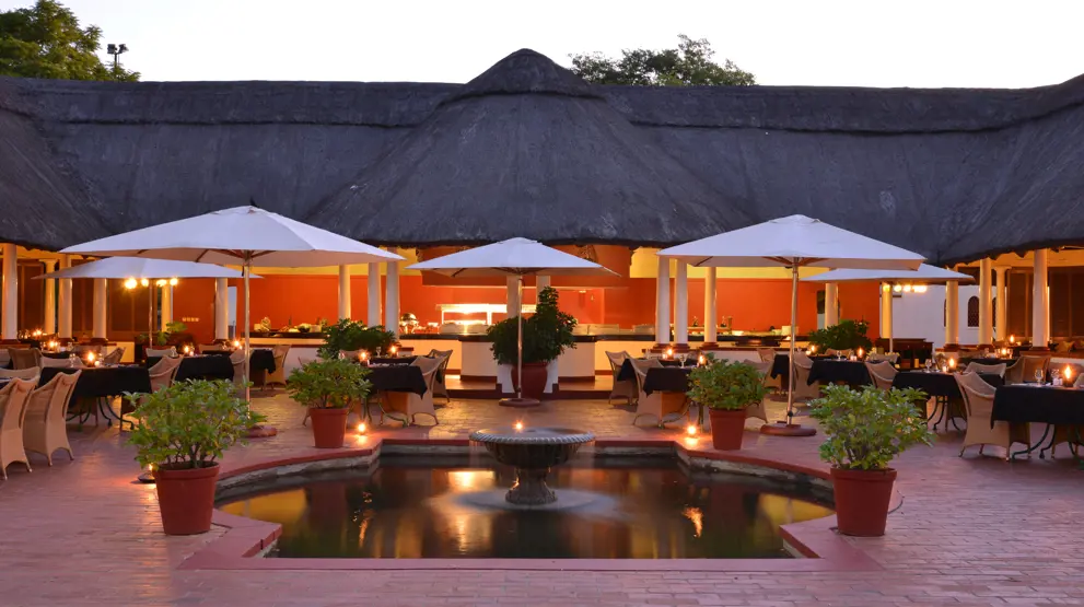 Bo i eksotiske omgivelser på vores udvalgte hoteller og safari lodges.
