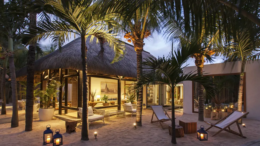 Rejser til Mauritius byder på resorts med palmer, sand og idyllisk indretning.