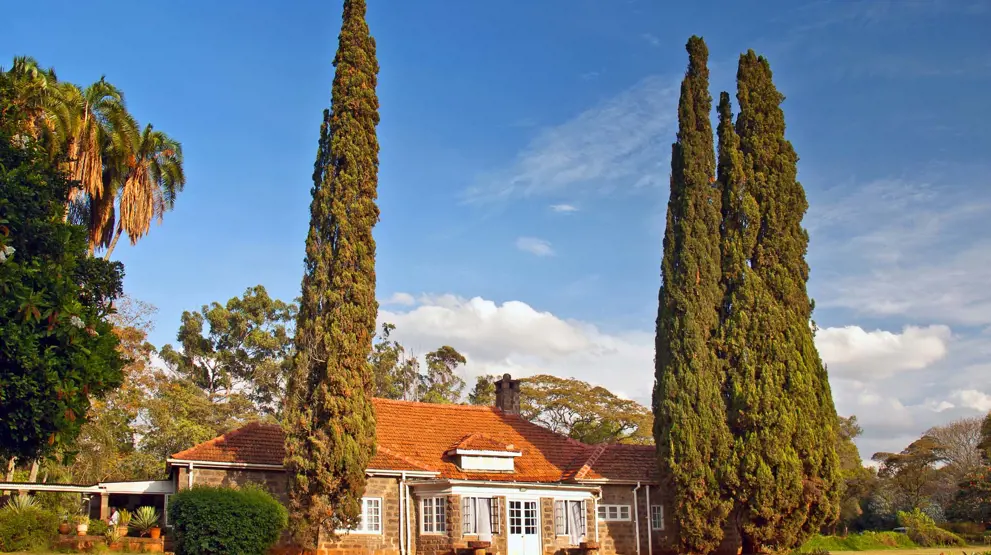 På din rejse til Kenya kan du se Karen Blixens hus og tidligere afrikanske farm i Nairobi. 